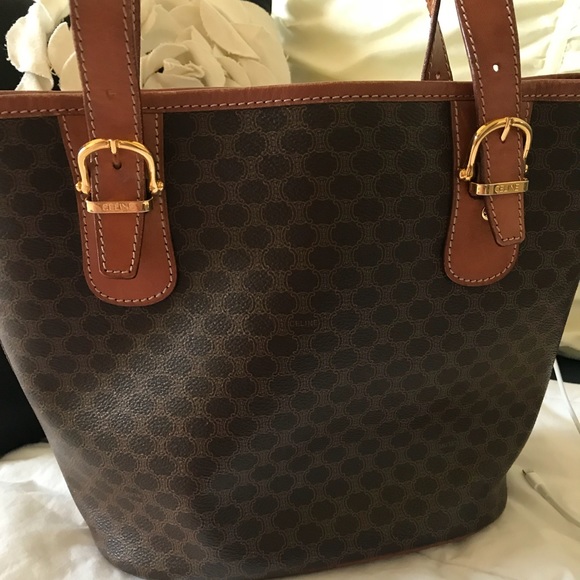 Celine || SOLD‼️Macadam Vintage Shoulder Tote - Picture 4 of 13